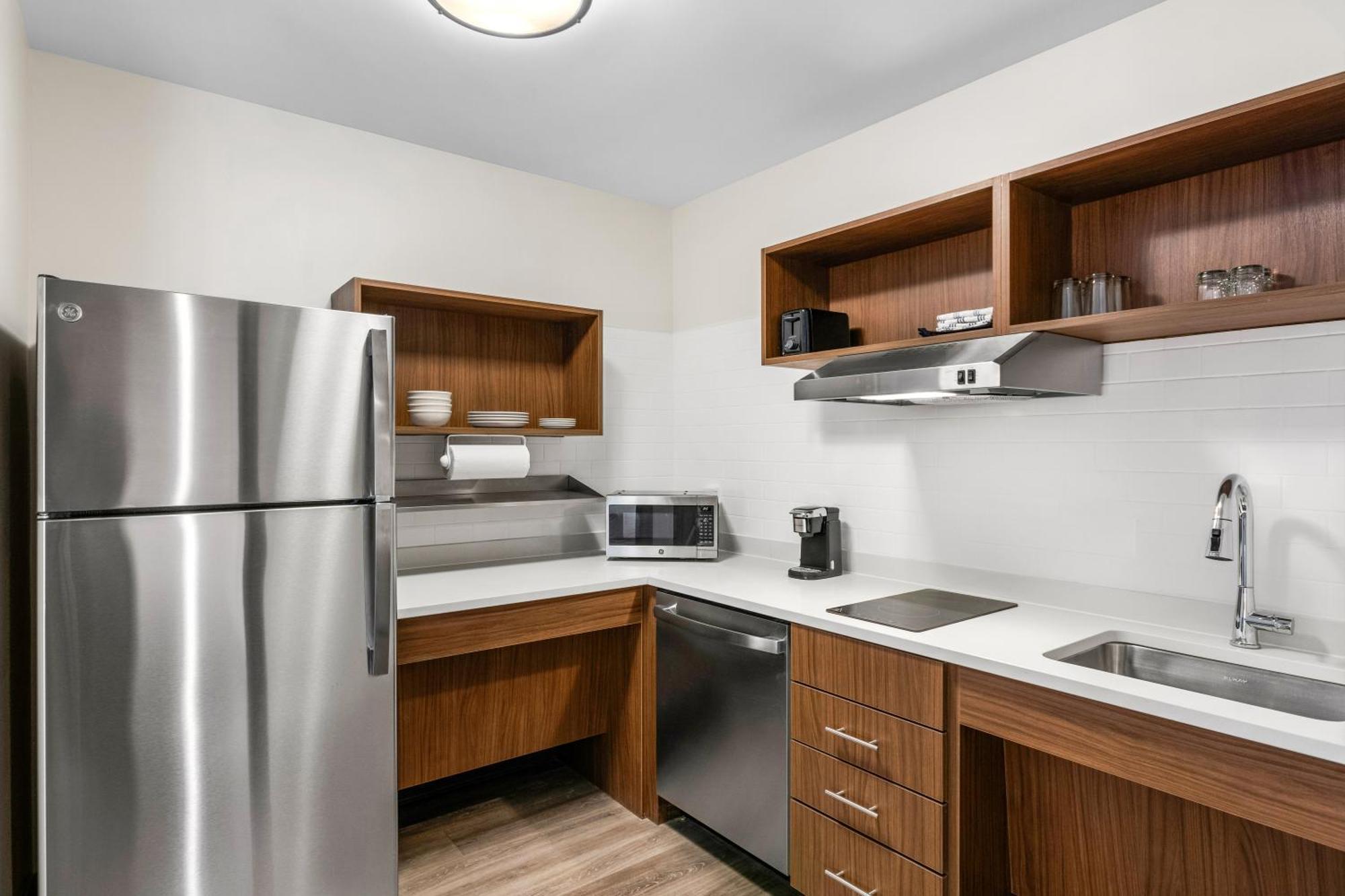 Everhome Suites Lexington - Horse Park Ruang foto