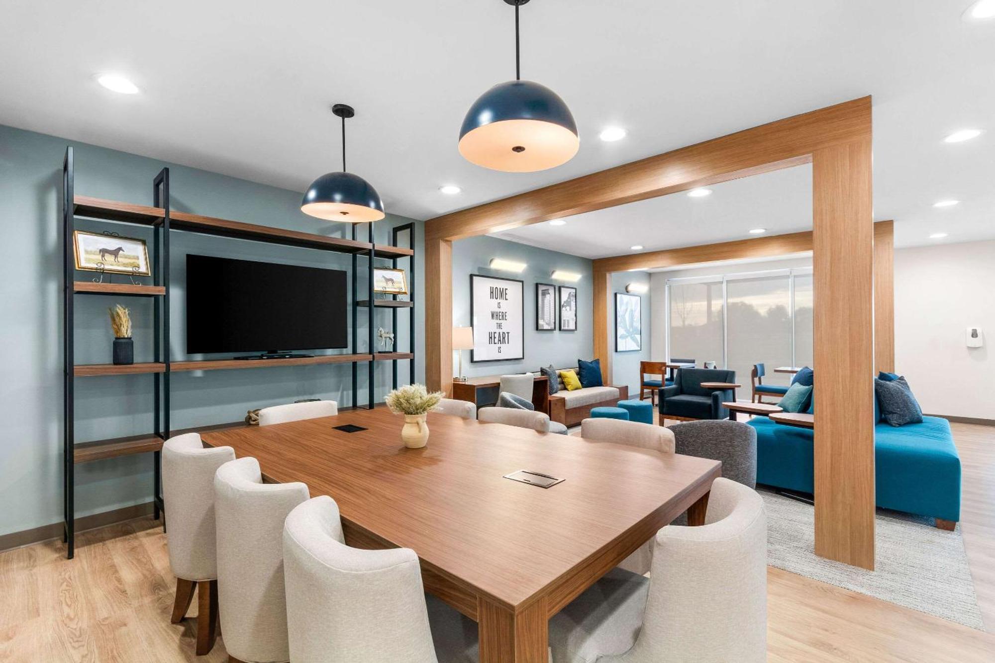 Everhome Suites Lexington - Horse Park Bagian luar foto